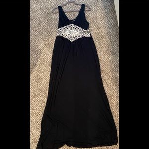 Black maxi dress large